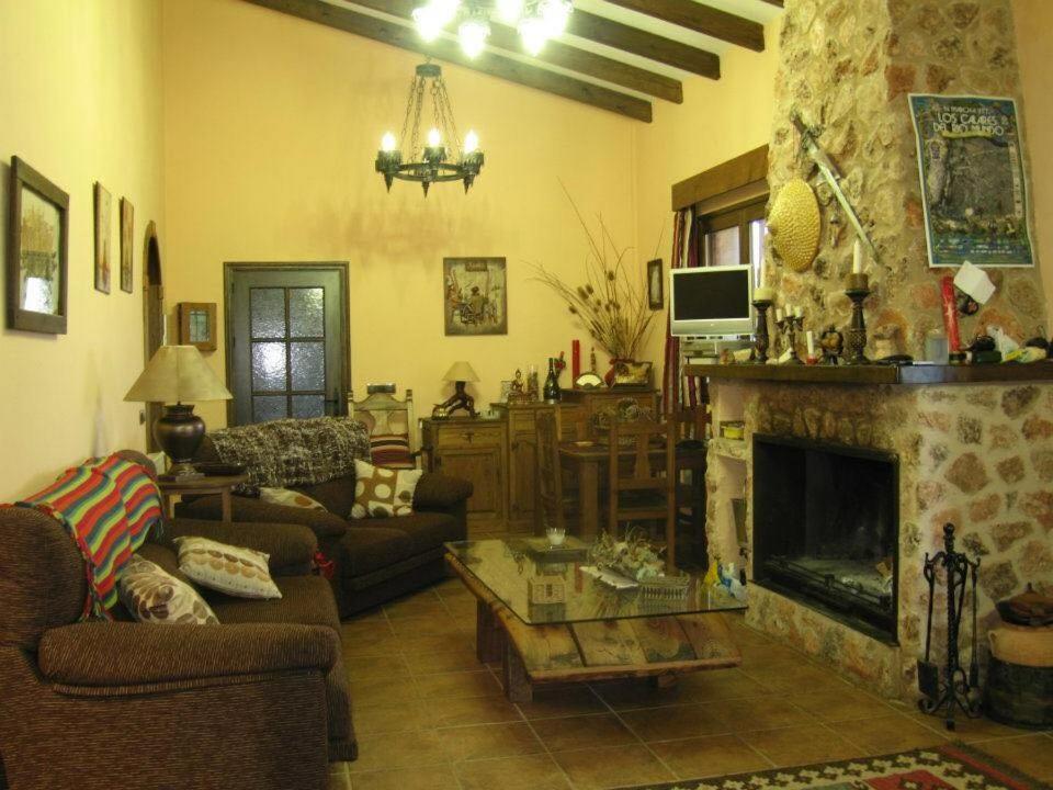 Riópar Casa Rural El Tejo מראה חיצוני תמונה